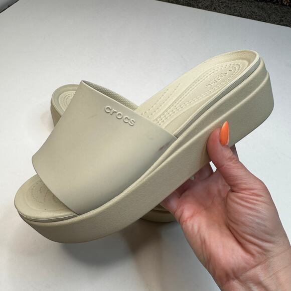 Crocs Cream Brooklyn Platform Slides - Picture 2 of 4